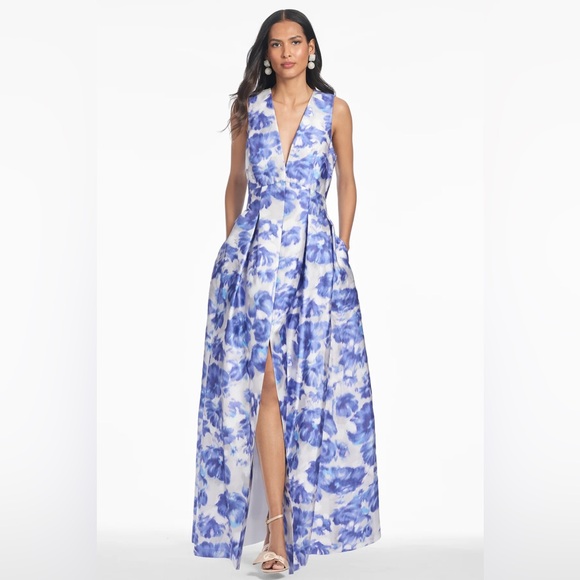 Sachin + Babi Dresses & Skirts - NWT Sachin + Babi Brooke blue floral gown in Azure watercolor floral